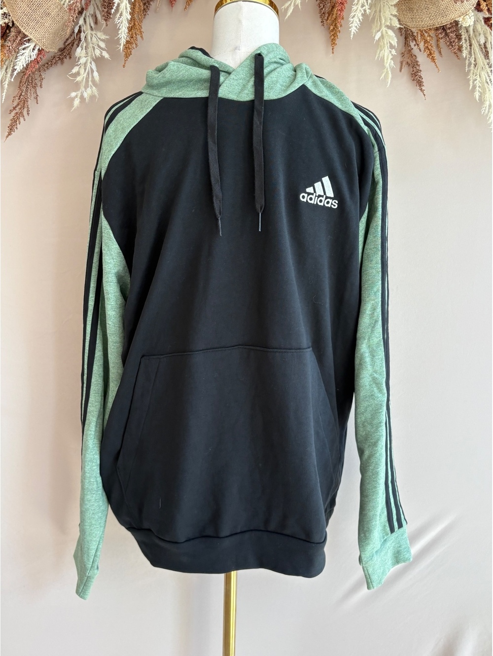 Adidas Men's Large Black and Green Hoodie Sweatshirt HL1977